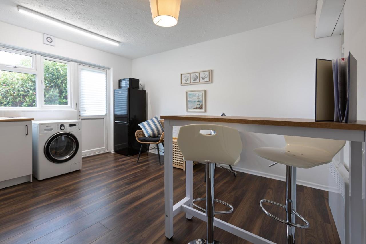 1-Bedroom Apartment With A Private Garden, Beach 5-Min Walk Weymouth Exterior foto